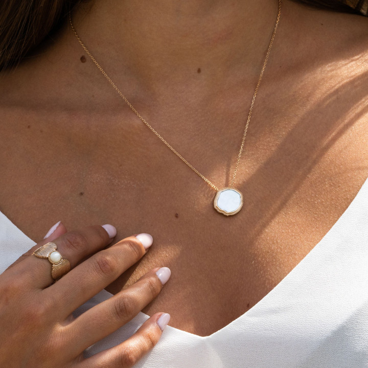 Ana et Cha Collier NINON Nacre