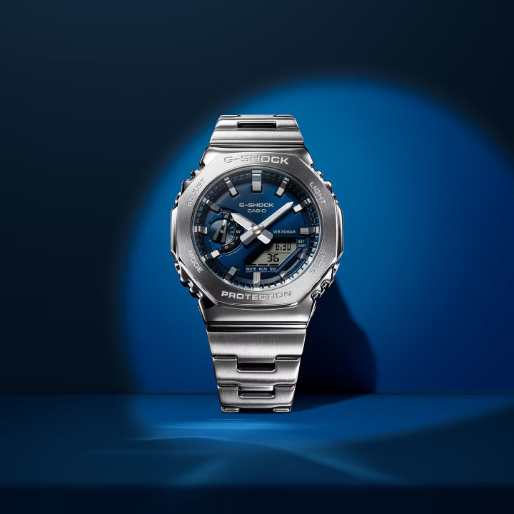 G-SHOCK GM-2110D-2BER