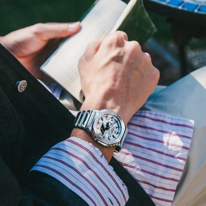 G-SHOCK GM-2100YM-8AER