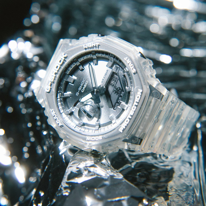 G-SHOCK GA-2100BM-7A8ER BRIGHT METALLIC