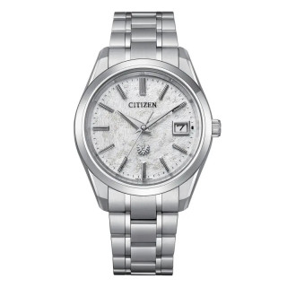 The CITIZEN AQ4100-65W Super Titanium Eco-Drive Edition Limitée