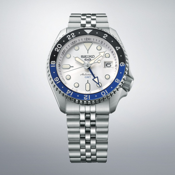 Montre SEIKO 5 Sports | SSK033K1 | GMT Automatique | Cadran Blanc Polaire