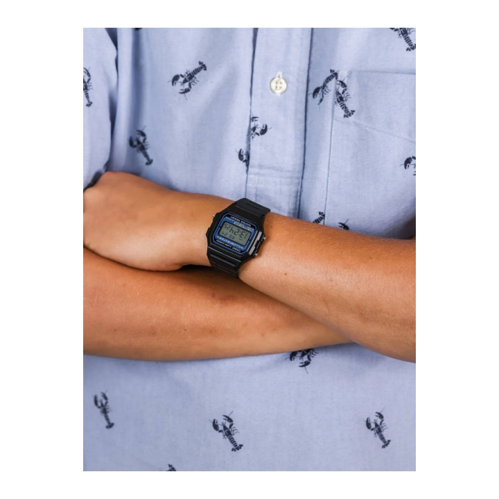 Casio F-105W-1AWYEF Illuminator | Montre Digitale Vintage Noire