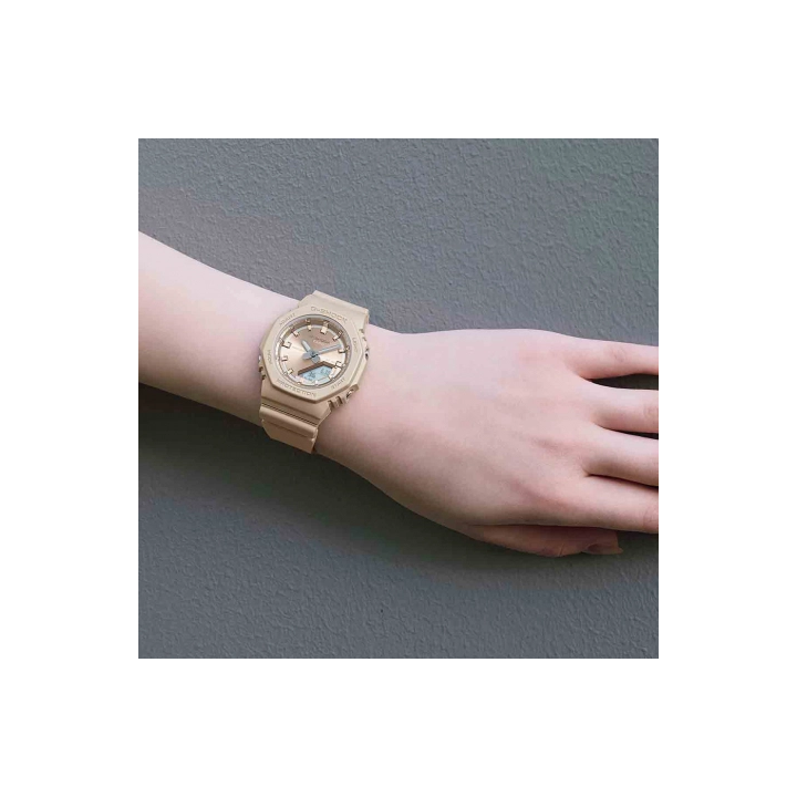G-SHOCK GMA-P2100ST-9AER | Montre Compacte Jaune Pastel & Carbone
