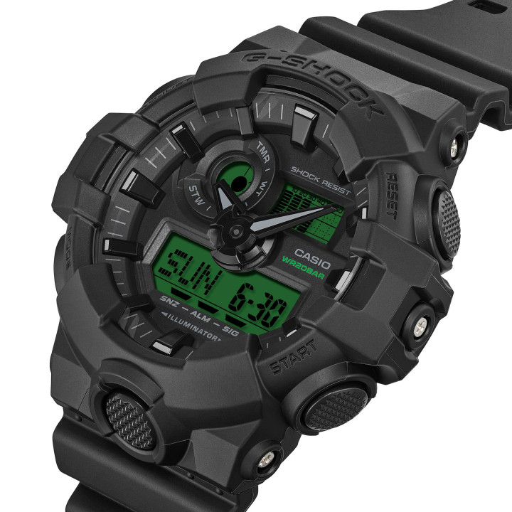 Montre G-SHOCK GA-700BEG-1AER | Format XXL & Bouton Central | Black & Electro Green