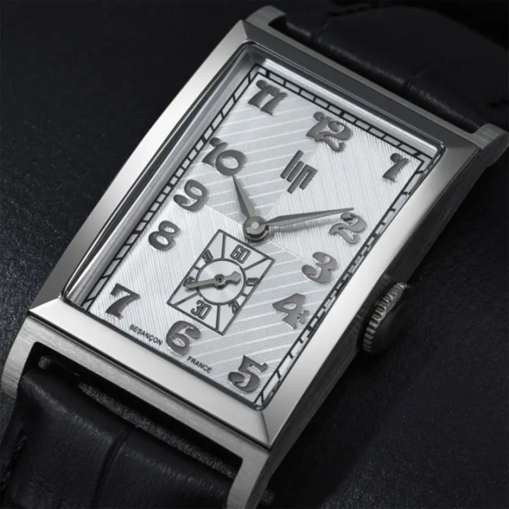 Montre Homme LIP Churchill T24 671944 Acier Doré Cuir Noir