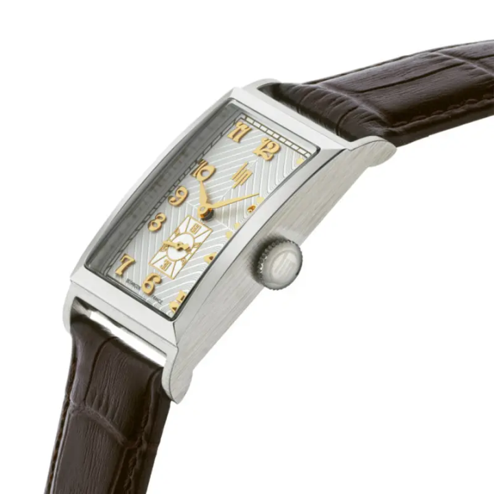 LIP CHURCHIL T24 671945