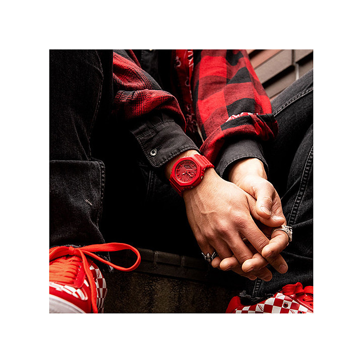 G-SHOCK GA-2100-4AER Rouge | Montre Octogonale CasiOak