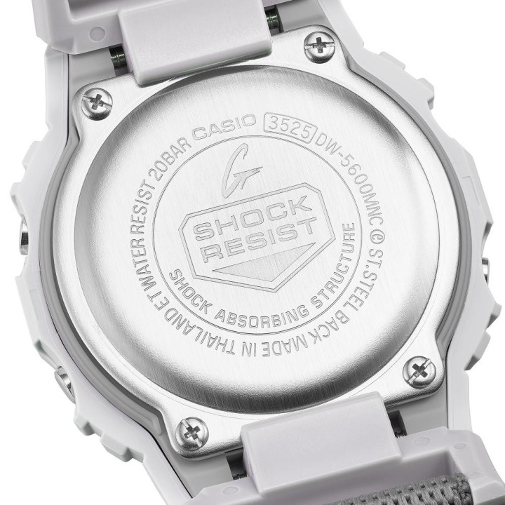 G-SHOCK DW-5600MNC-7A8 Gris & Fluo | Bracelet Tissu FIDLOCK®
