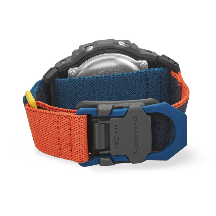 G-SHOCK DW-5600MNC-8A2 Multicolore | Bracelet Tissu & FIDLOCK®