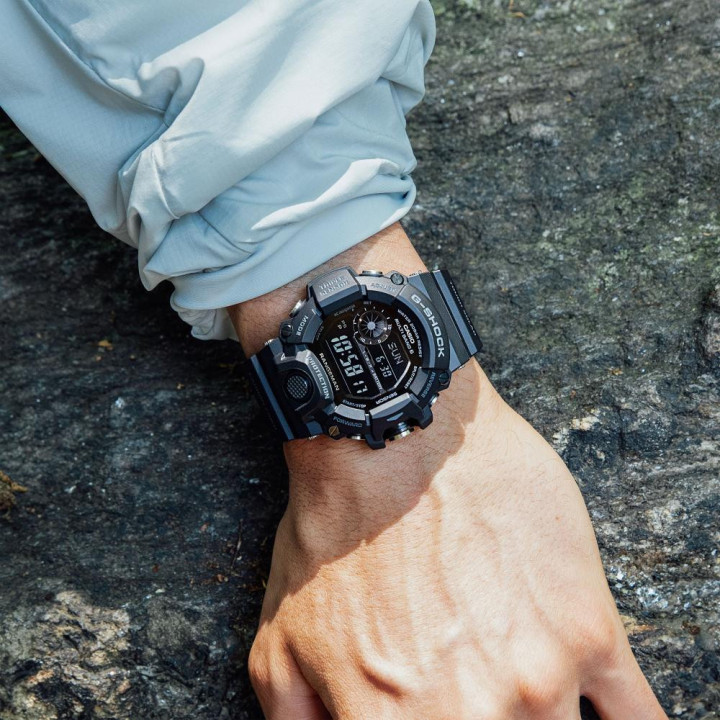 G-Shock Rangeman GW-9400-1B | Montre Solaire Radio-pilotée Triple Sensor