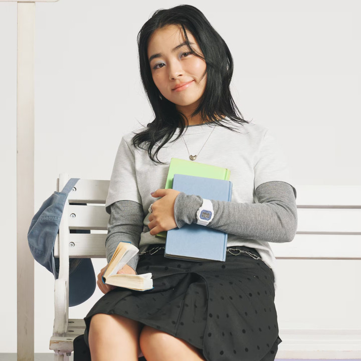 Casio Baby-G BGD-565SC-2B Bleu & Blanc | Montre Ballet Nacrée