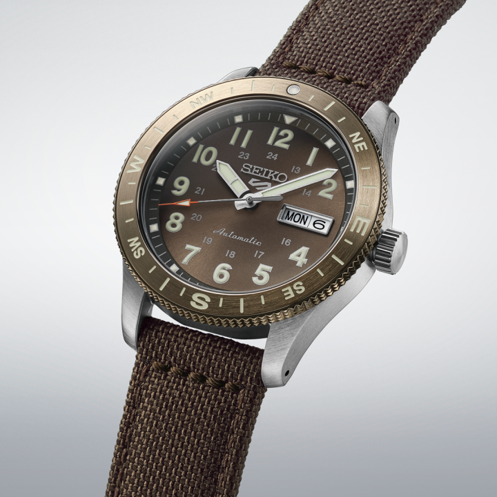 Seiko 5 Sports HDB009K1 Field | Montre Automatique Marron CORDURA