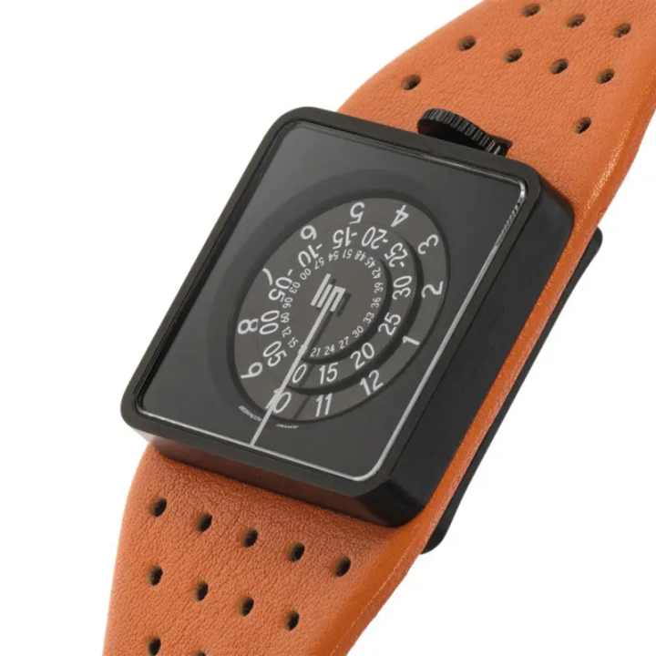 Montre LIP BIG TV Automatique 82S0 Carrée | Cuir Orange