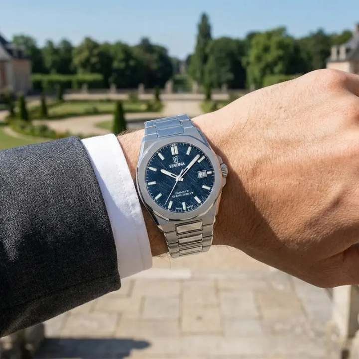 Festina Swiss Made F20100/4 Homme Acier Cadran Bleu Saphir