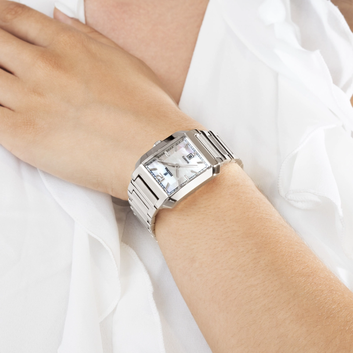 Festina On the Square F20679/2 Acier Nacre | Boutique Officielle