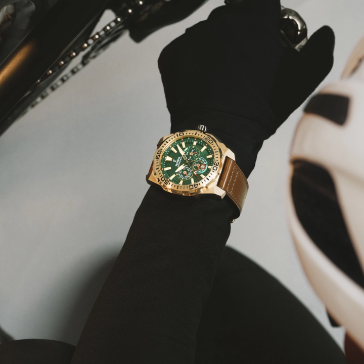 Festina Chrono Bike F20728/2 Dorée Cadran Vert | Boutique Officielle