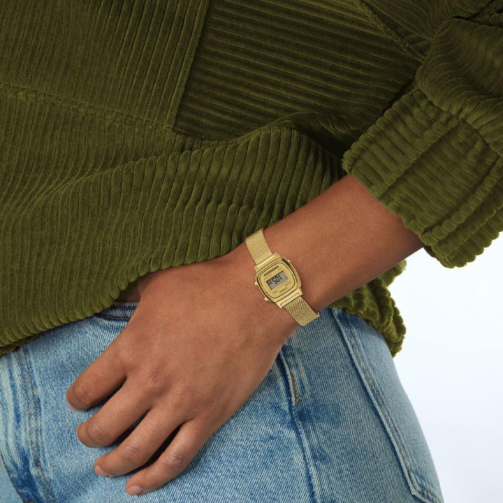 Casio Vintage LA670WEMY-9EF Maille Milanaise Dorée