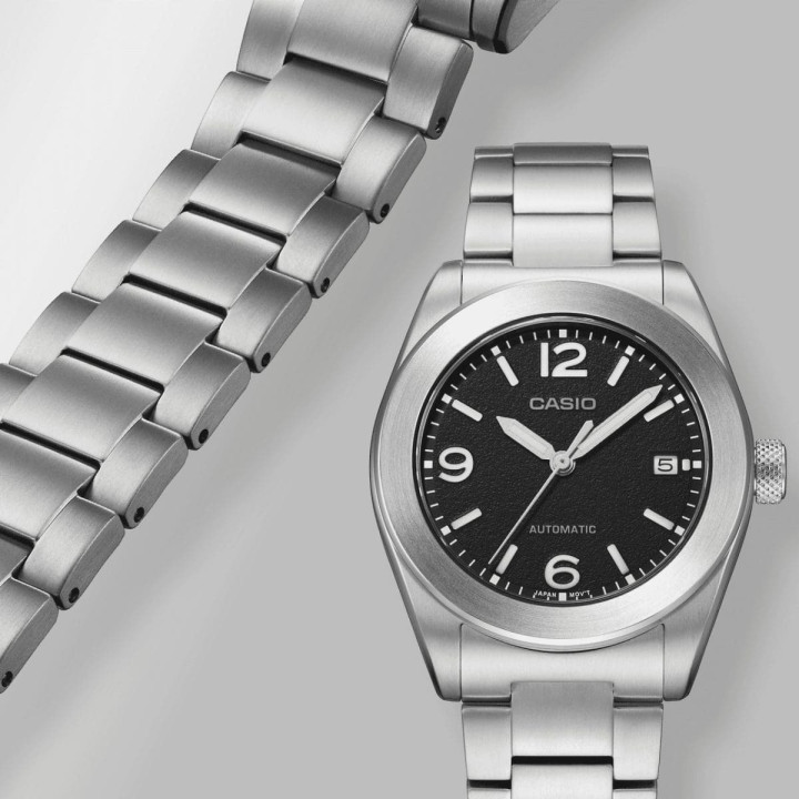 Casio Automatique CMK-100TD-1AER Tout Titane Saphir