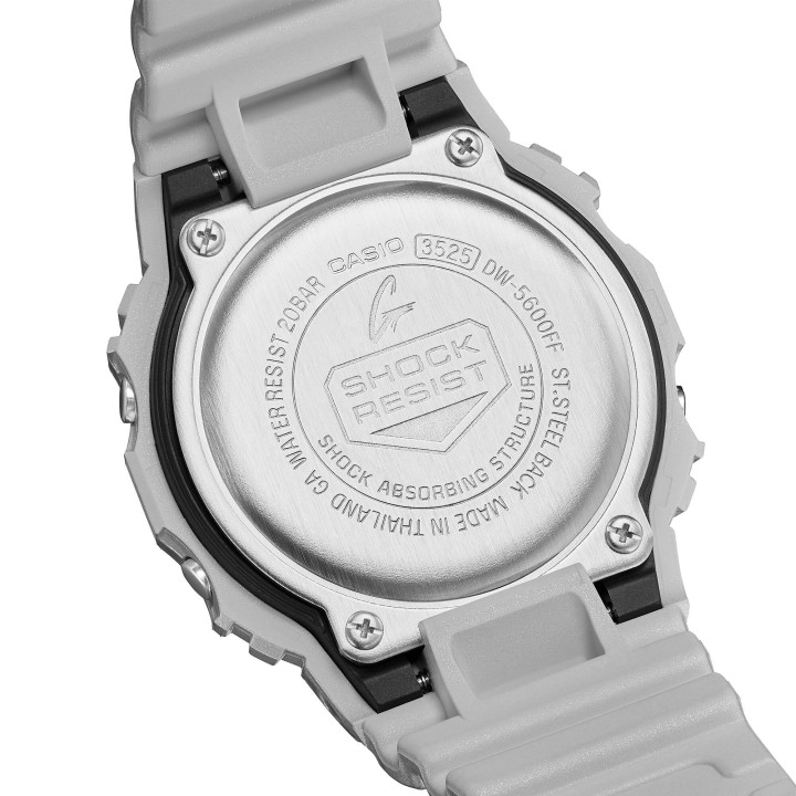 G-SHOCK DW-5600FF-8ER Edition Limitée